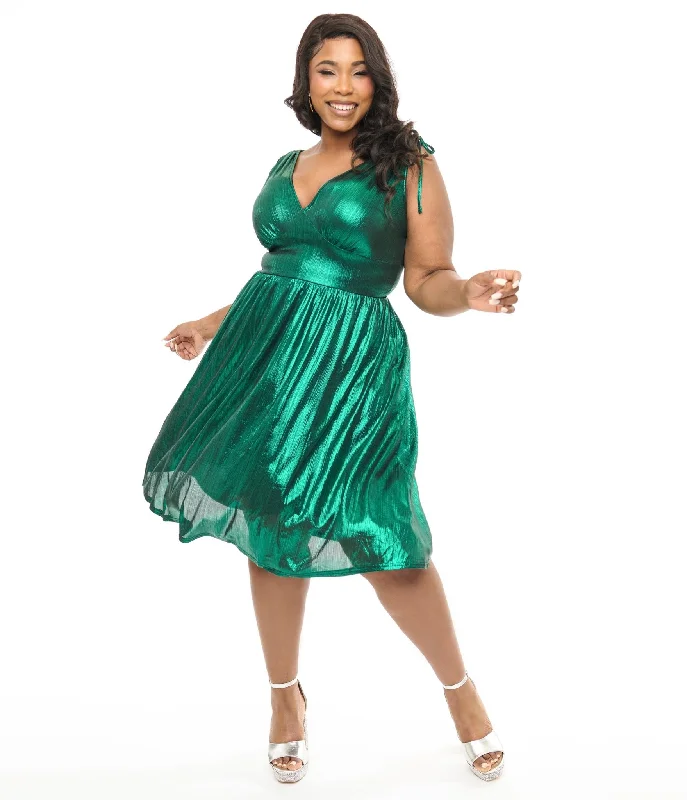 Empire Waist Women Dress to Accentuate the Bust and Conceal the WaistHell Bunny Plus Size 1970s Green Metallic Gigi Midi Dress