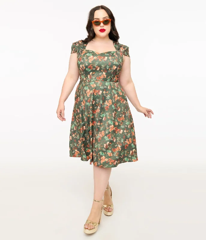 Ruffled Women Dress with Multiple Layers for a Playful and Girly StyleVoodoo Vixen Plus Size 1950s Green Woodland Creatures Print Swing Dress