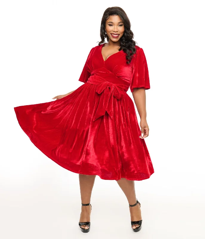 Sleeveless Women Dress in Bright Colors for Summer PartiesUnique Vintage Plus Size 1940s Red Velvet Flutter Sleeve Swing Dress