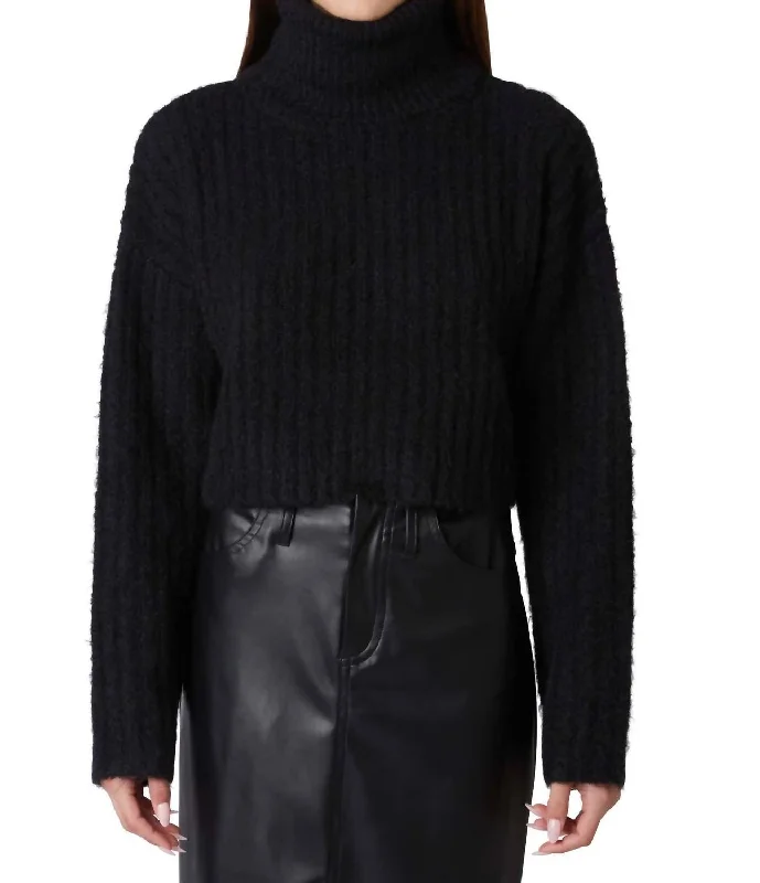 Long - Sleeve Women Sweater with Ribbed CuffsBruni Sweater In Black