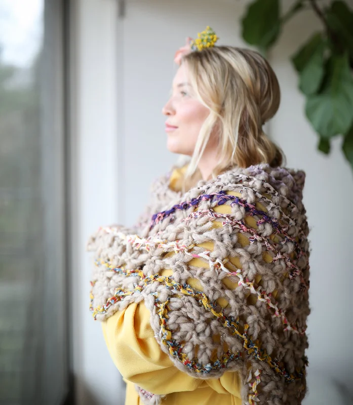 Cable - Knit Women Sweater with Intricate PatternsHoneycomb Shawl Pattern