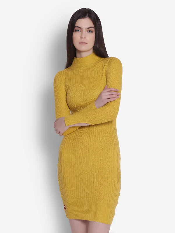 Plus - Size Women Sweater with a Flattering FitJUMP USA Women Yellow Turtle Neck Sweaters