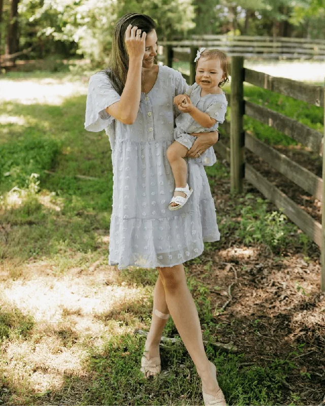 Shift Women Dress with a Simple and Classic Design for Everyday WearEden Short Sleeve Dot Dress - Dusty Lavender