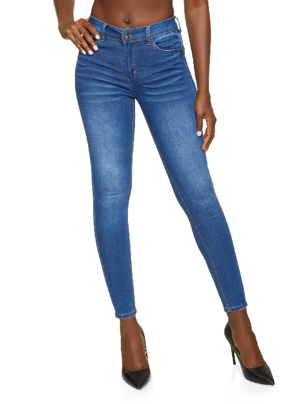 Button - fly women jeans with a traditional touchWAX Whiskered Jeans