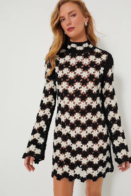 Printed Abstract Women Dress for a Modern and Artistic AppealBlue Mariner Crochet Romy Dress