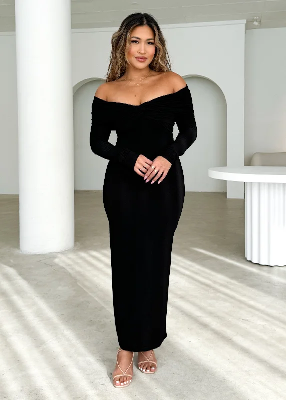 Wrap - Style Women Dress with Adjustable Fit for All Body TypesCalypso Off Shoulder Knit Maxi Dress - Black