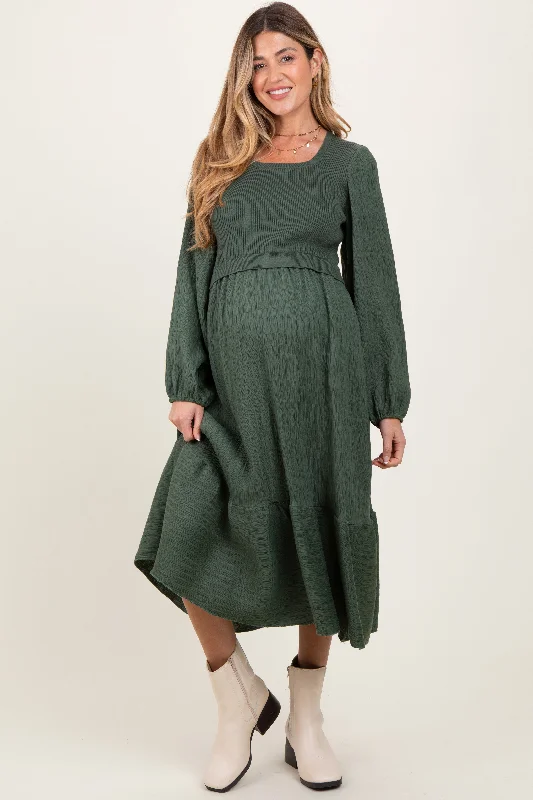 Mermaid - Style Women Dress with a Fitted Silhouette for Special OccasionsForest Green Contrast Sweater Top Maternity Maxi Dress