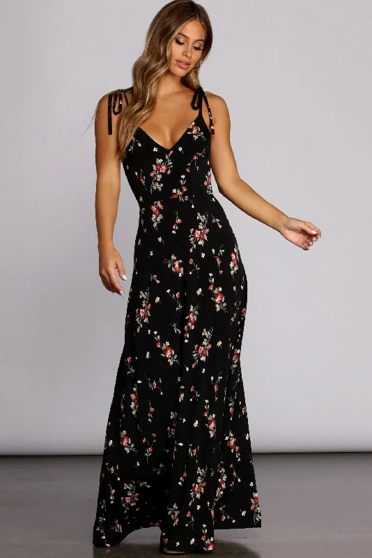 Off - the - Shoulder Women Dress for a Romantic and Feminine LookLoving Knit In Florals Maxi Dress