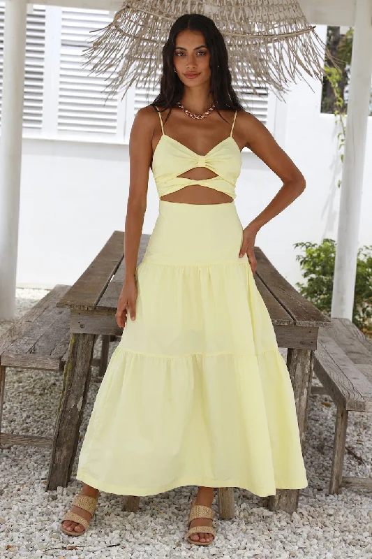 Empire Waist Women Dress to Accentuate the Bust and Conceal the WaistMake It Natural Maxi Dress Yellow