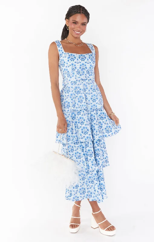 Sheath Women Dress with a Tailored Fit for a Professional LookMeg Midi Dress ~ Teagan Floral