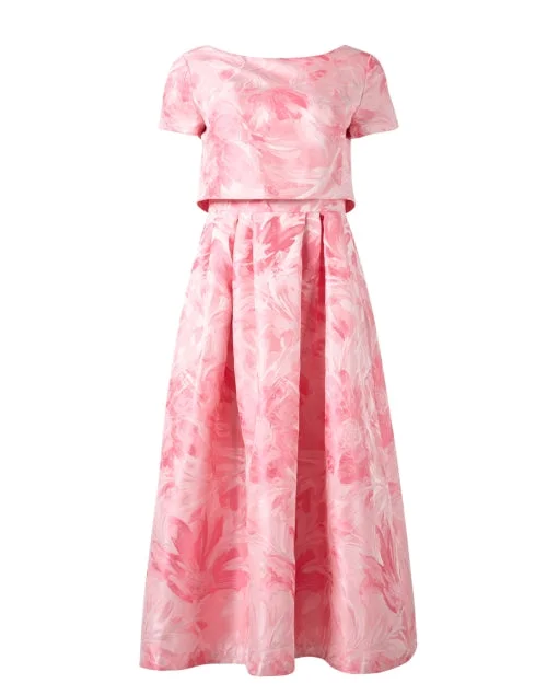 Pleated Women Dress with a Timeless and Elegant TexturePink Floral Dress