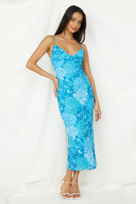 Printed Abstract Women Dress for a Modern and Artistic AppealWith Grace Maxi Dress Blue