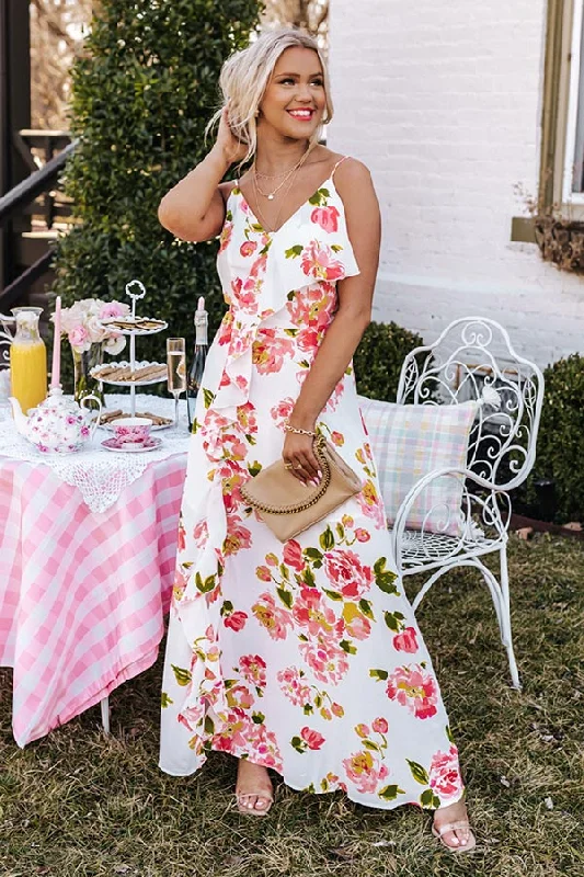 Ruffled Women Dress with Multiple Layers for a Playful and Girly StyleWriting Novels Floral Maxi