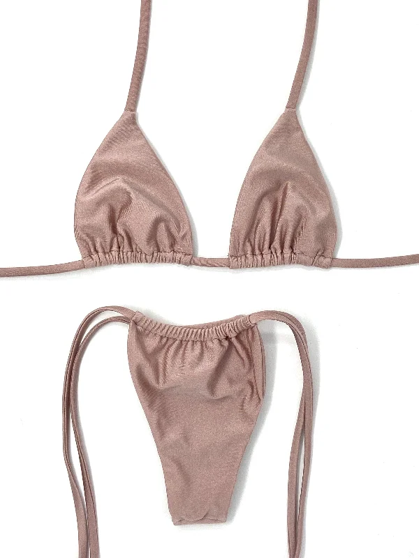 Striped bikini with a classic pattern for a timeless beach aestheticBERRY ITTY SLIDE BOTTOM - BLUSH