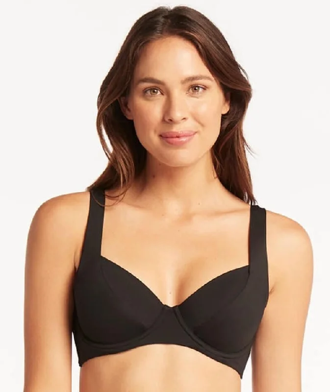 Ruched bikini with fabric gathers for a slimming effectSea Level Eco Essentials C-D Cup Underwire Bikini Top - Black